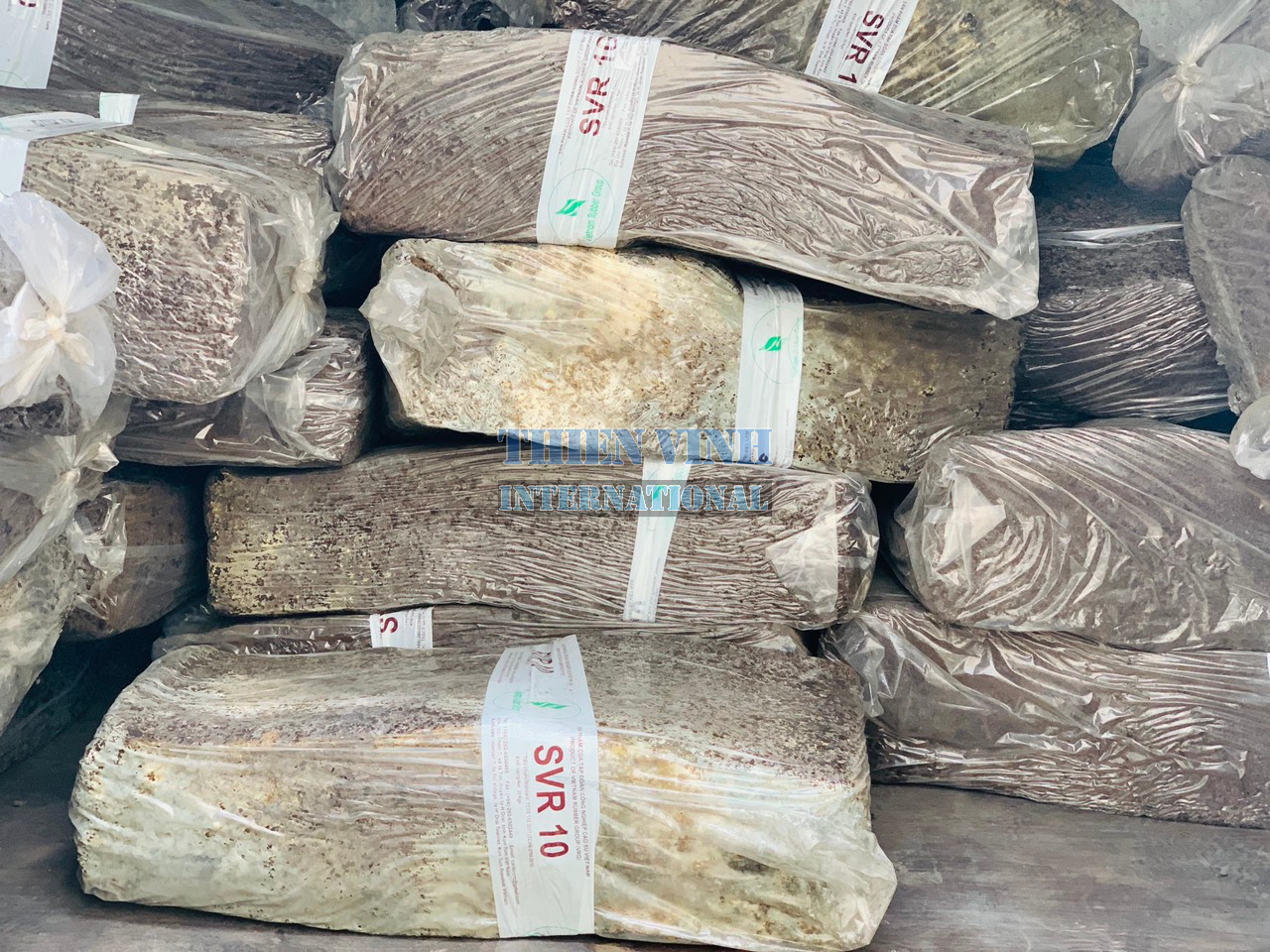 Cao su tự nhiên SVR 3L, SVR 5, SVR 10, RSS1, RSS3, CV50, CV60: Tổng quan và ứng dụng