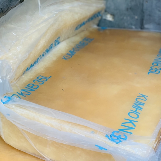 Cao su tổng hợp KNB 35L, Hàn quốc