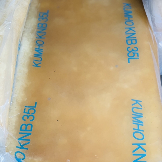 Cao su tổng hợp KNB 35L, Hàn quốc