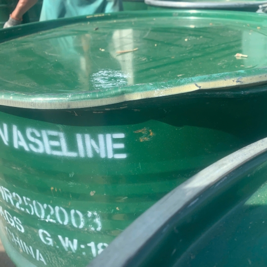 Industrial Vaseline,  Trung Quốc, Phuy 170kg